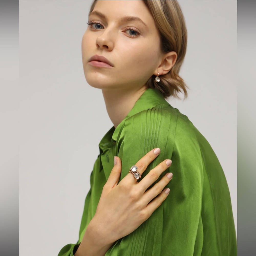 Pomellato Gold Ring with Clear Gemstone - Picture 3 of 8